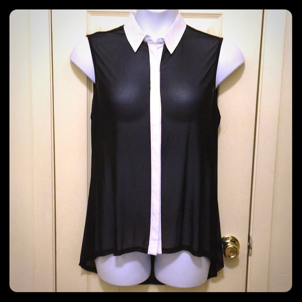 Dots Sleeveless Button Down Tunic